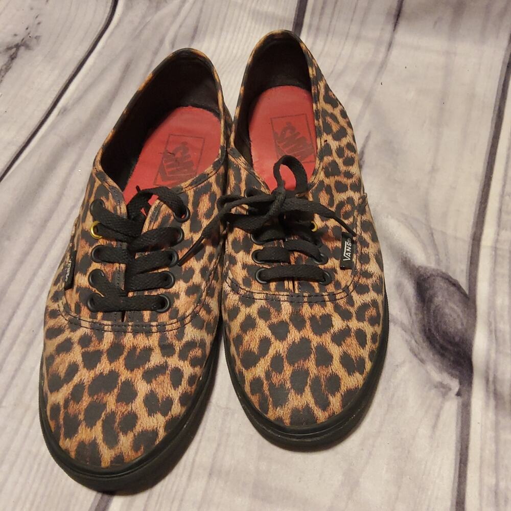 Vans Cheetah Print, Lace Up, Black Trim, 8